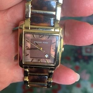 GORGEOUS TORTOISE  BAND MOP WATCH